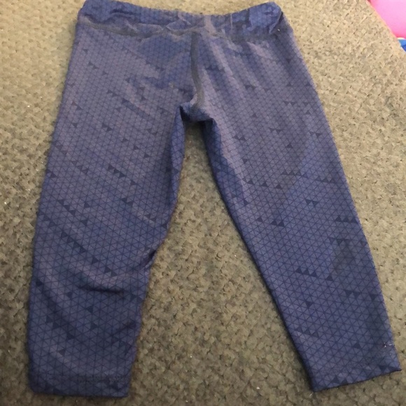 🔹 4 for $30 Puma Leggings - Picture 2 of 4